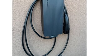 c4755010-c8f4-4de4-ac5d-9deab57a8e96-1