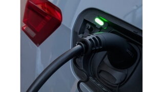 e1411bc8-3819-4a4e-bf95-e72071c9601c-1